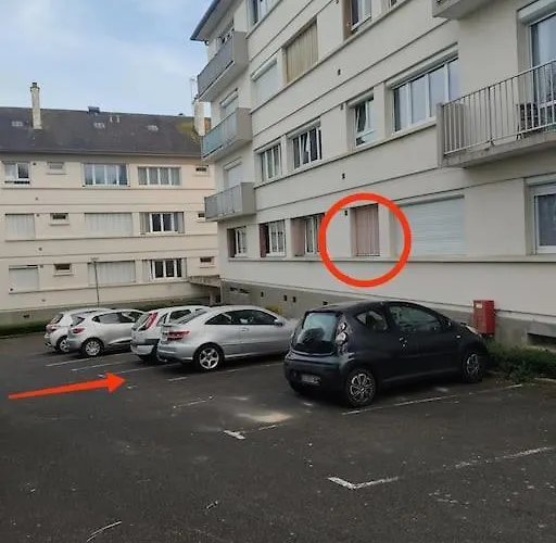 Cozy Free Parking Caen